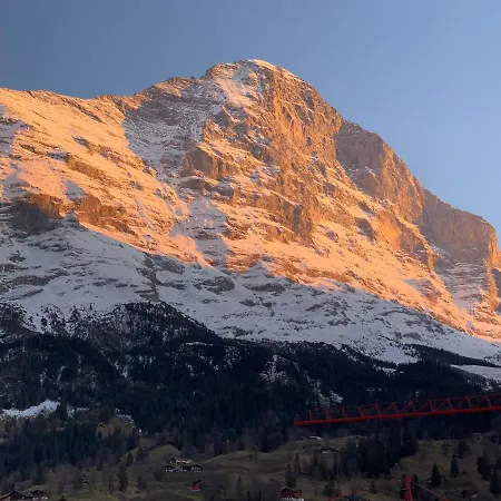 Fluehblueemli Apartment