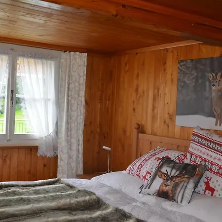 Fluehblueemli Apartment